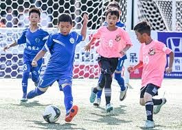 艺术感染情绪：《疯狂面纱》Veil of Madness色彩与质感的二元叙事